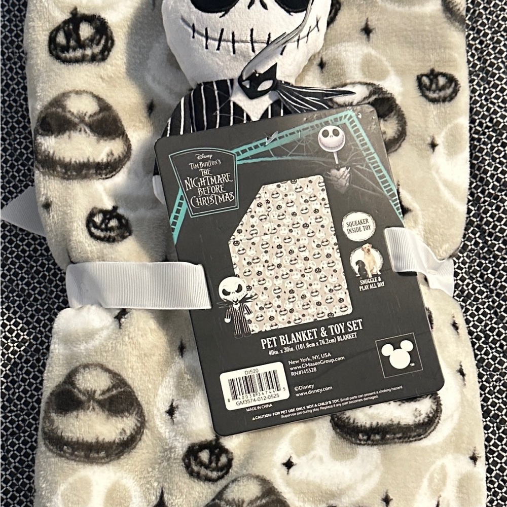 Disney Nightmare Before Christmas Pajama Set - Cream and Black